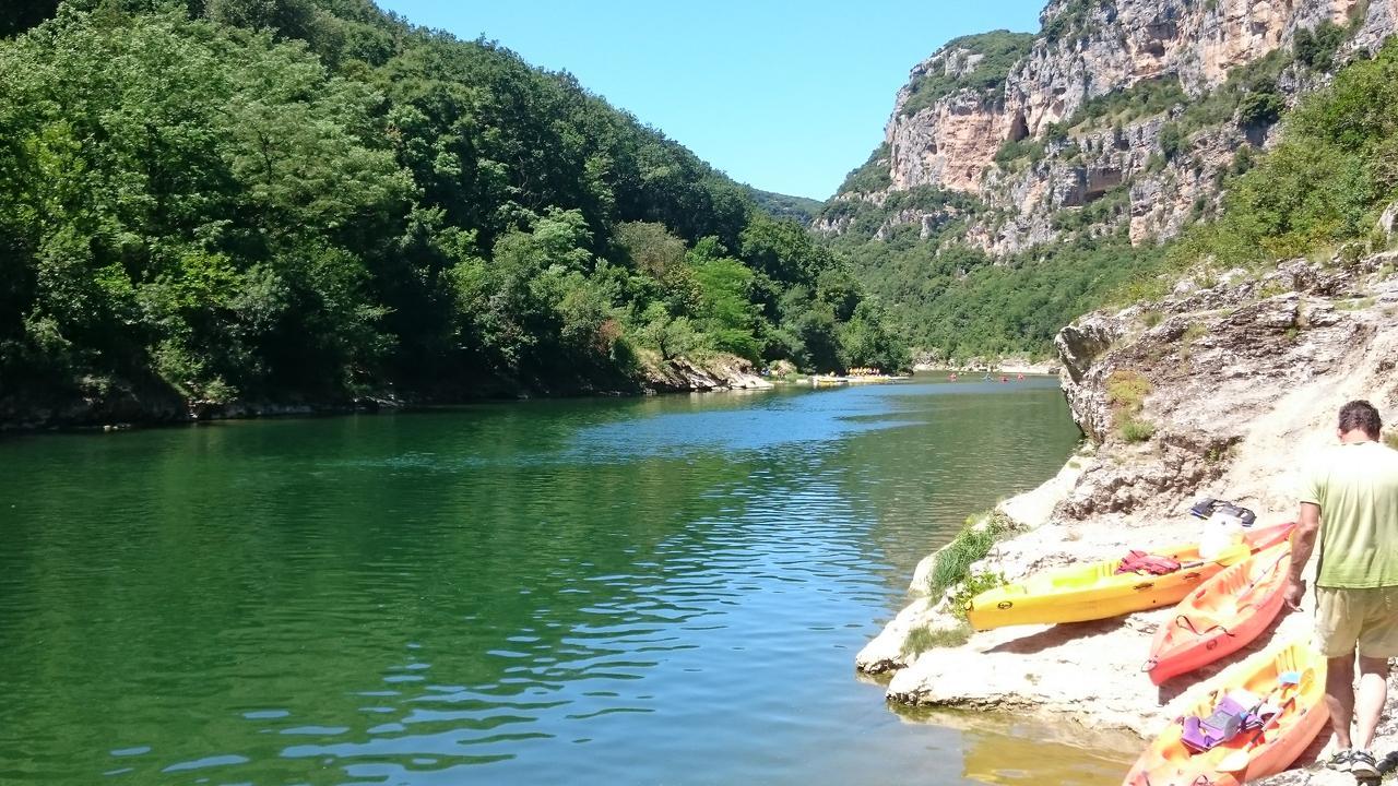 Camping Le Ventadour Meyras Dış mekan fotoğraf