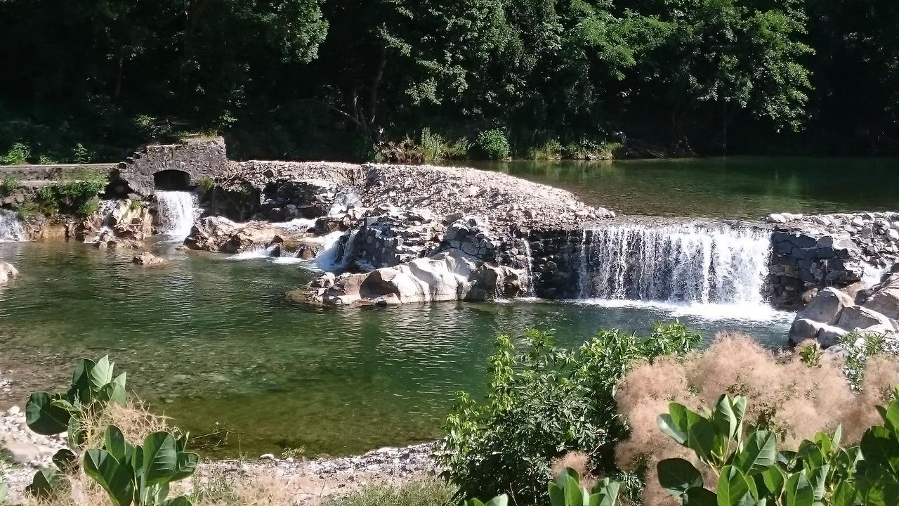 Camping Le Ventadour Meyras Dış mekan fotoğraf